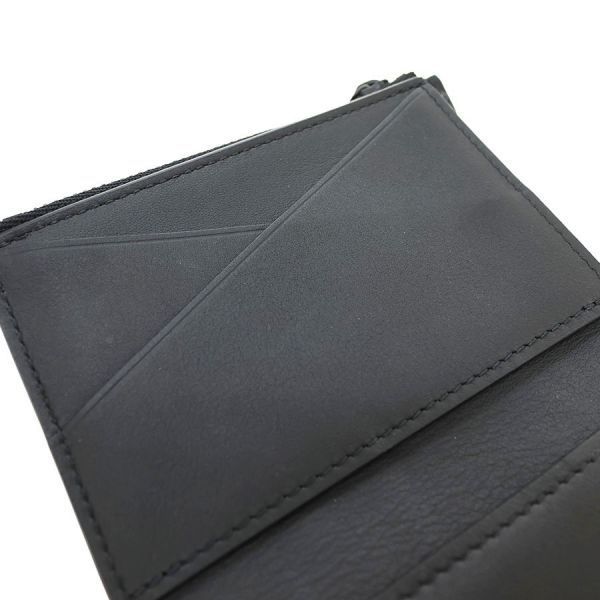 Louis Vuitton Shadow Victor Wallet — view 8