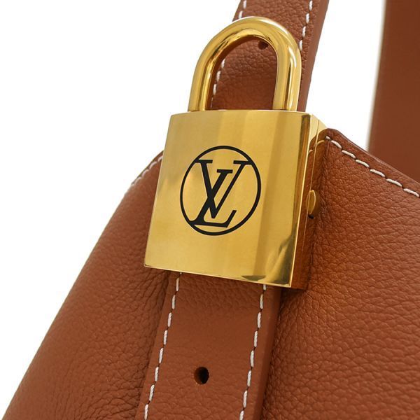 Louis Vuitton Lowkey Hobo PM — view 6