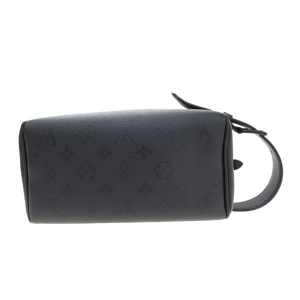 Louis Vuitton Rocker Dopp Kit Midnight Clutch — view 4