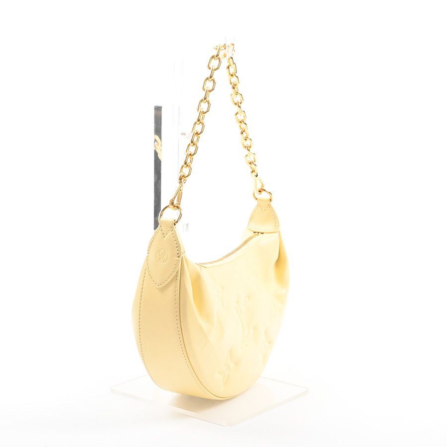 Louis Vuitton Shoulder Bag Over the Moon — view 2
