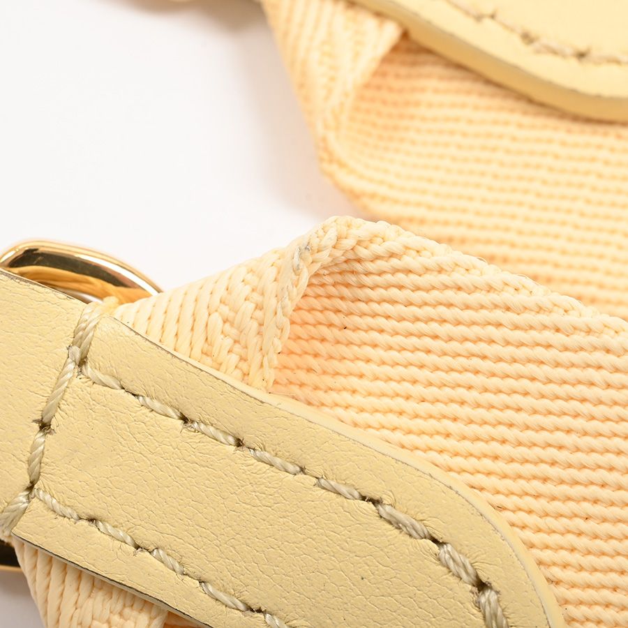 Louis Vuitton Shoulder Bag Over the Moon — view 8