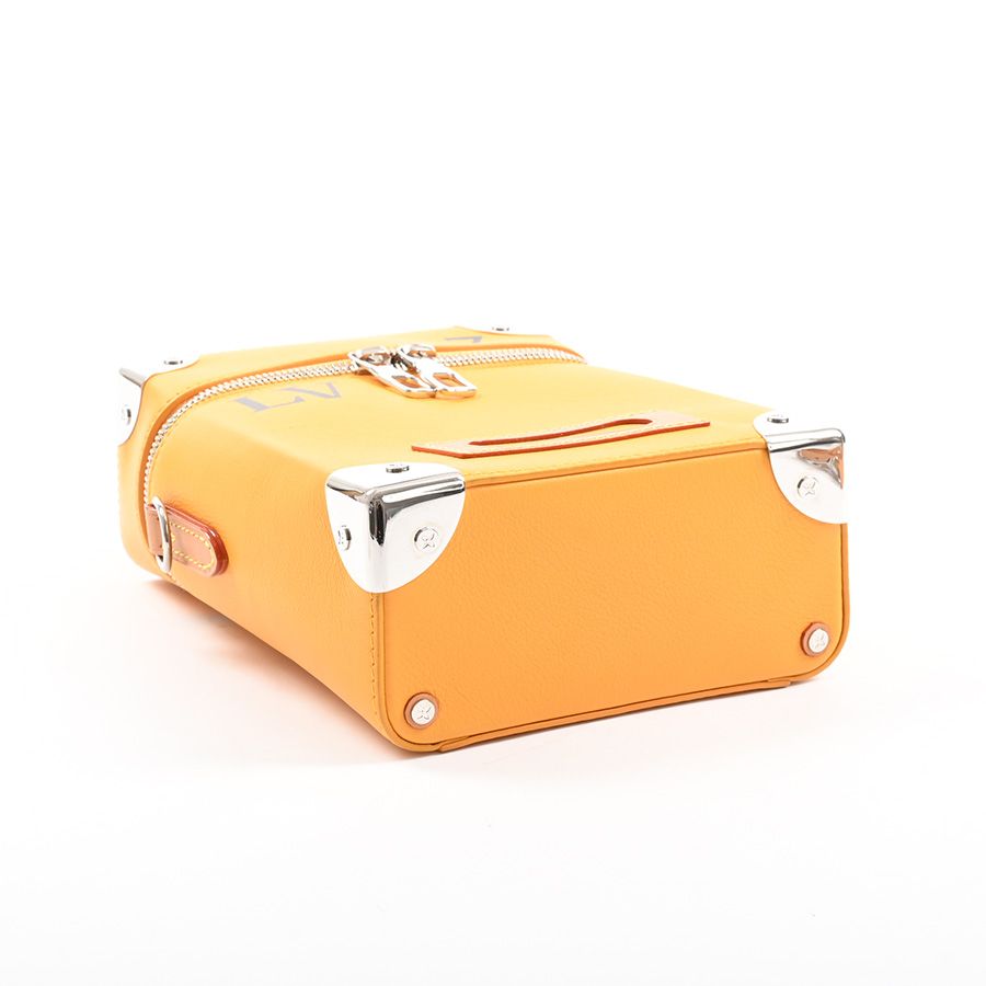 Louis Vuitton Shoulder Bag Vertical Box Trunk — view 5