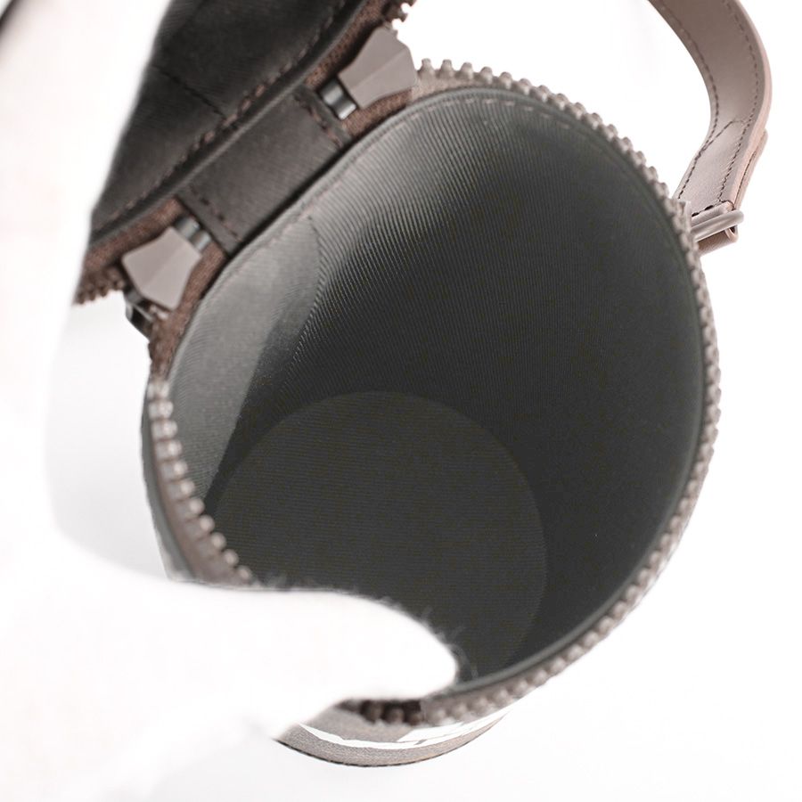 Louis Vuitton Shoulder Bag Coffee Cup — view 4