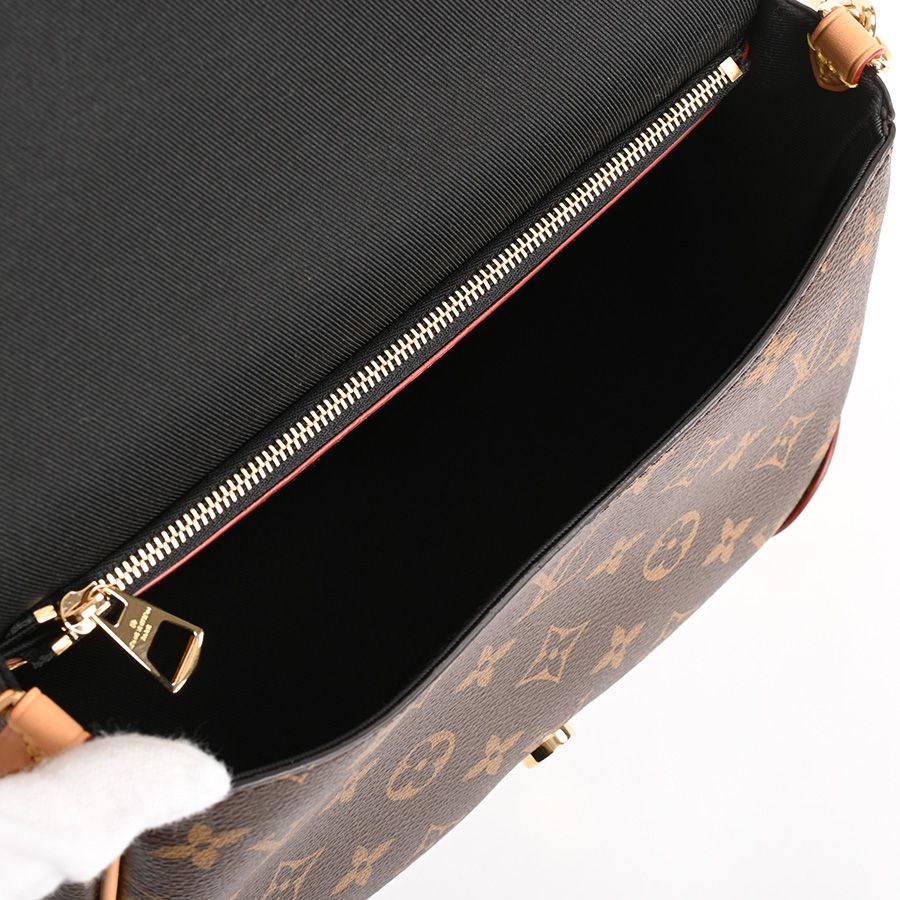 Louis Vuitton Shoulder Bag Diane — view 4