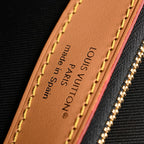 Louis Vuitton Shoulder Bag Diane — view 6