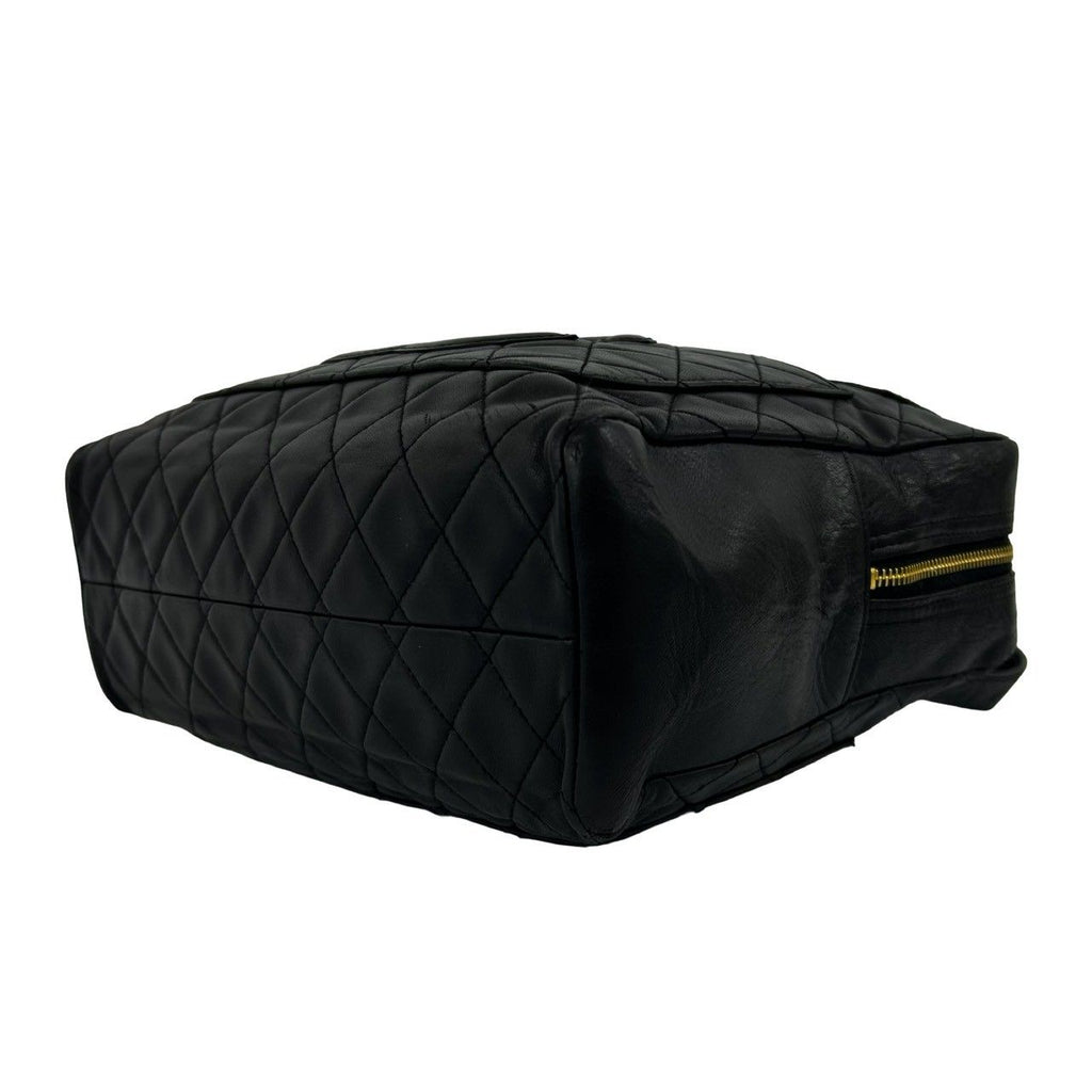 Chanel Vintage Quilted CC Logo Lambskin Leather Handbag Black — view 8