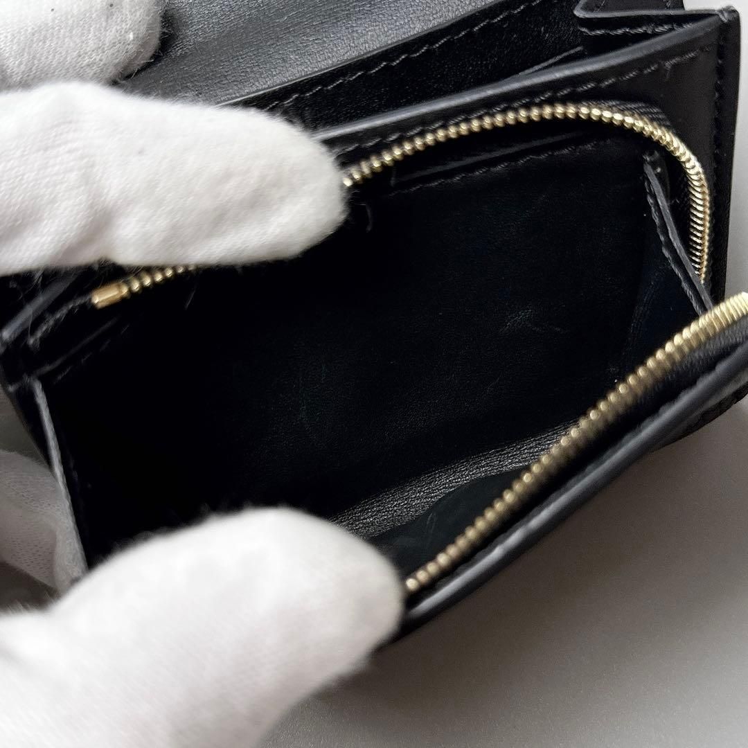 Louis Vuitton Portefeuille Capucines Tiny Black Wallet — view 4