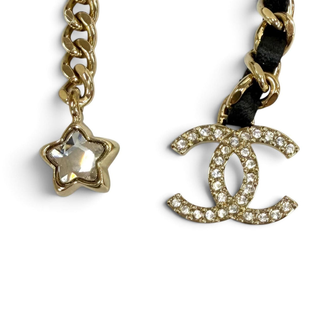 Chanel CC Logo Leather Star Clover Chain Necklace Gold Black — view 7