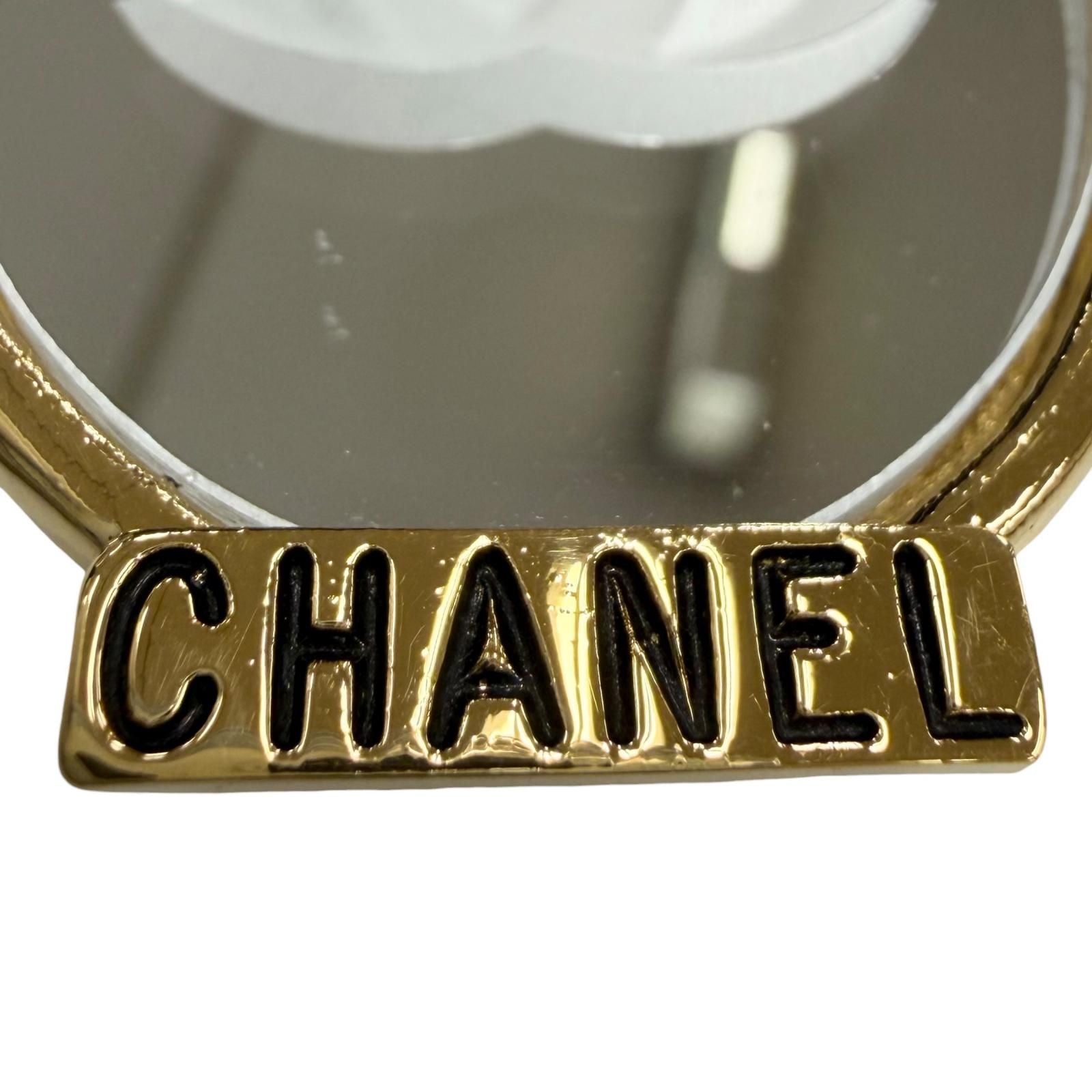 Chanel Vintage Metal CC Logo Ribbon Mirror Earrings Gold — view 6