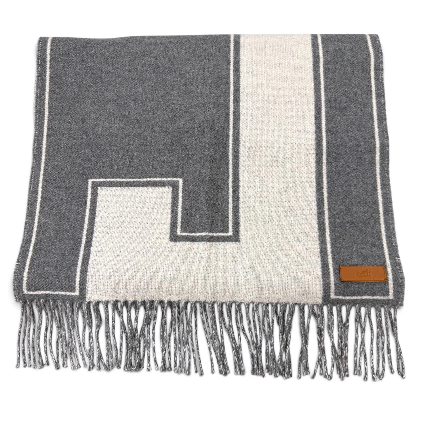 Hermes Cle de H Scarf Gray