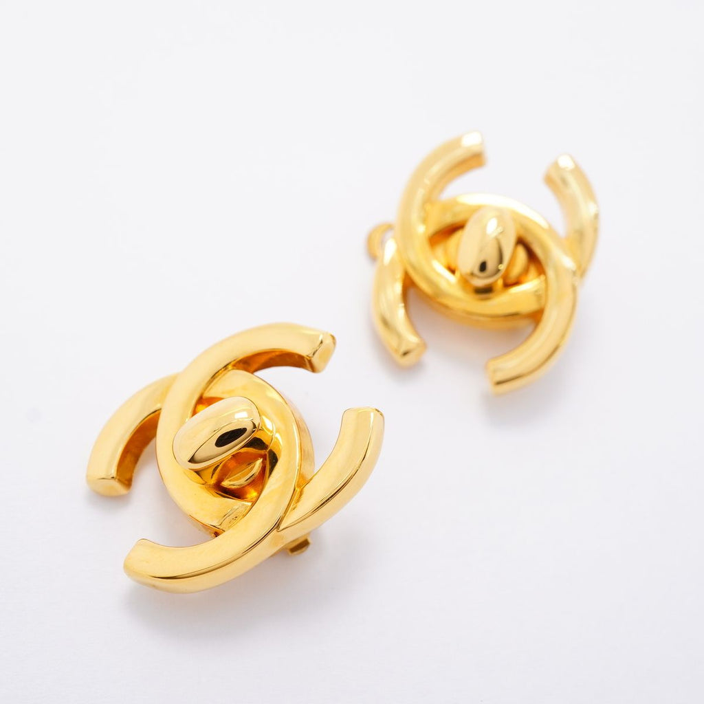 Chanel Earrings Vintage CC Logo Turnlock Gold Plated — view 2