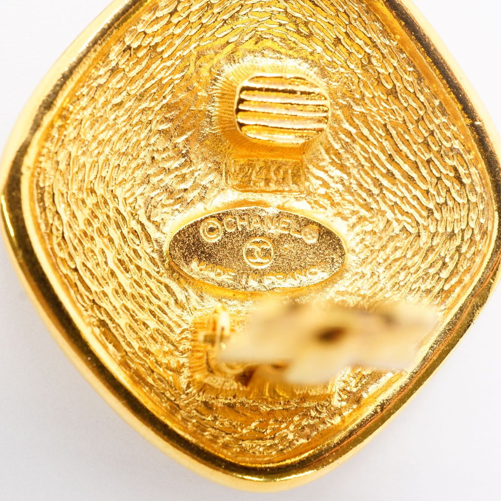 Chanel Earrings Vintage CC Logo Diamond Shape Gold Plated — view 4