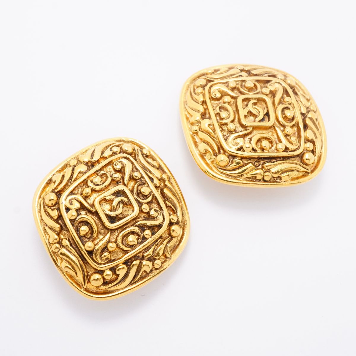 Chanel Earrings Vintage CC Logo Diamond Shape Gold Plated — view 2
