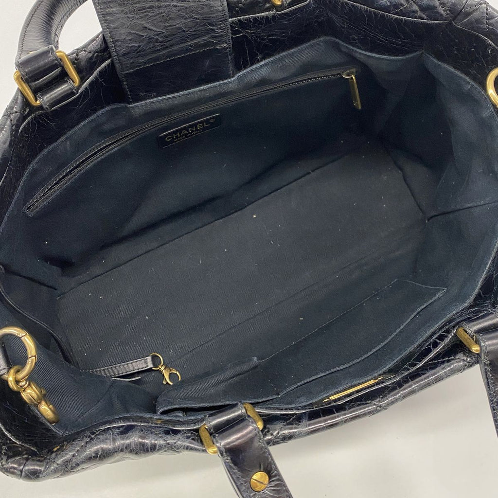 Chanel Tote Bag 2.55 Quilted Vintage Calfskin Black Gold Silver 2-Way — view 4