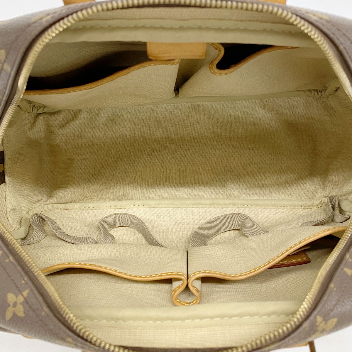 Louis Vuitton Handbag Monogram Deauville Brown — view 4