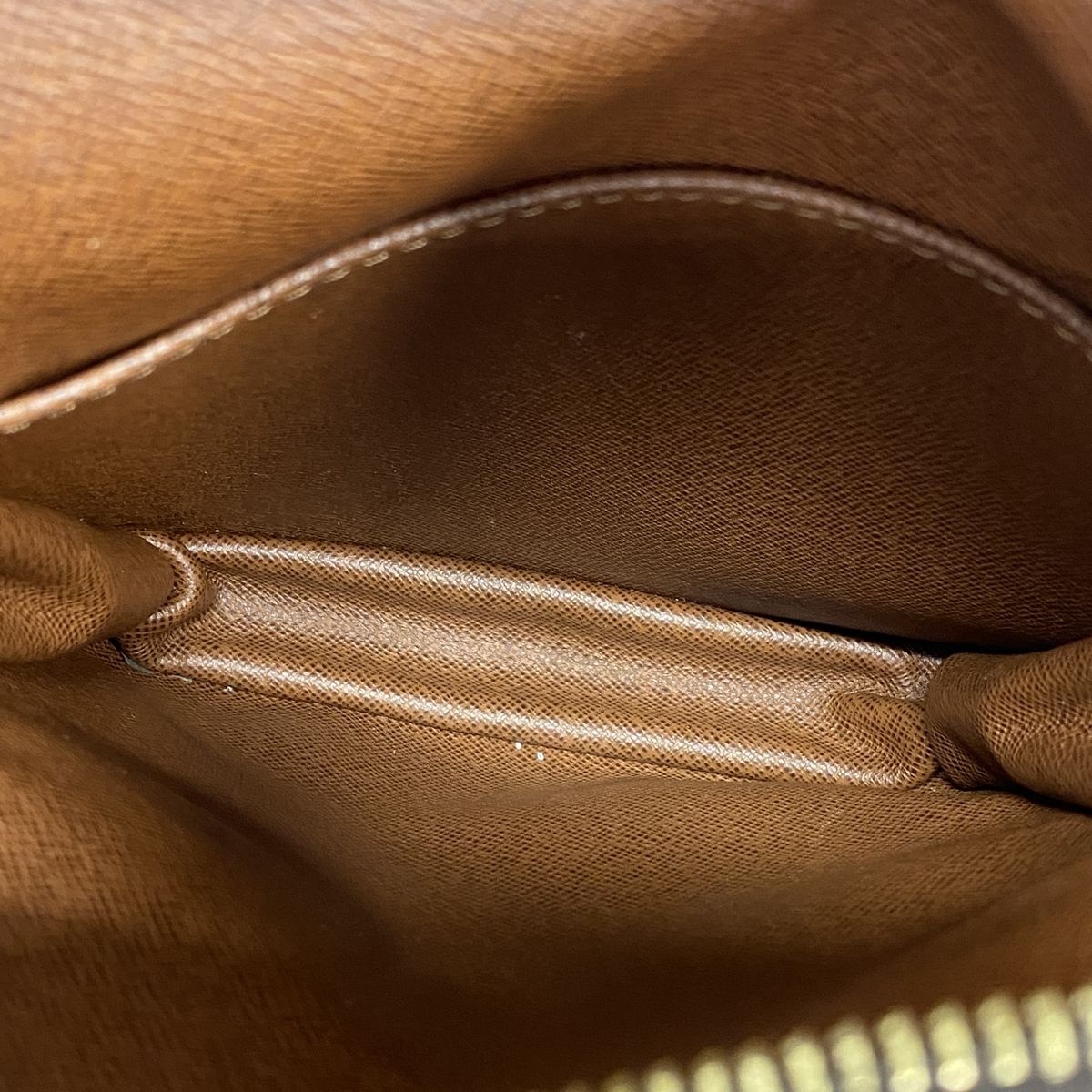 Louis Vuitton Shoulder Bag Monogram Danube Brown — view 4