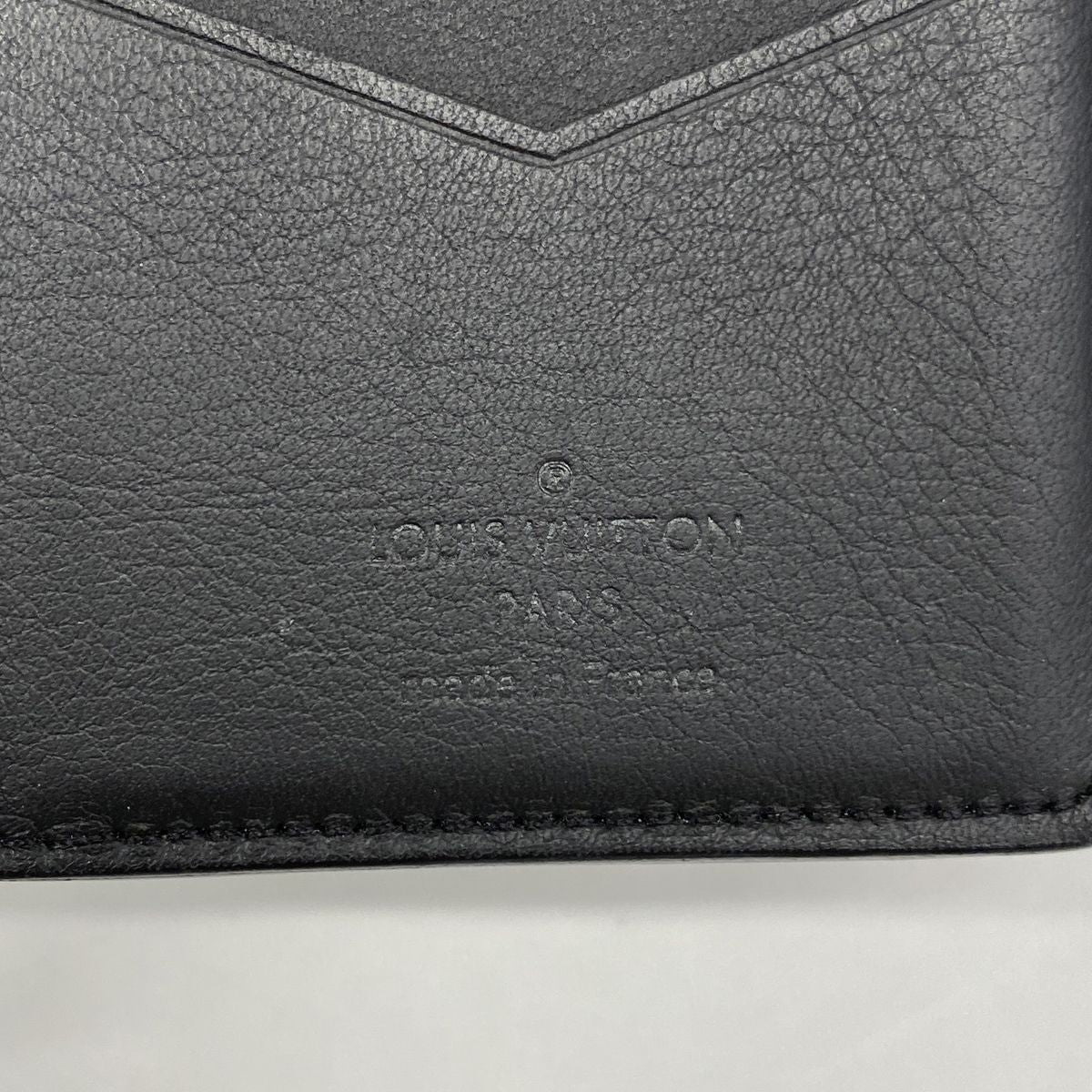 Louis Vuitton Card Case Monogram Shadow Pocket Organizer Black — view 4