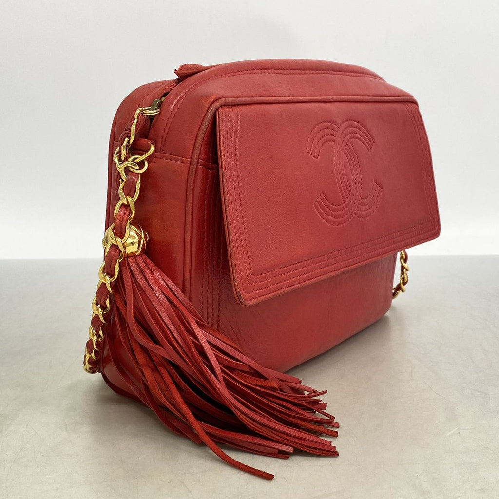 Chanel Shoulder Bag Leather Red Gold — view 2