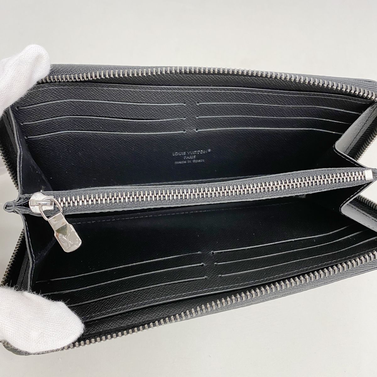Louis Vuitton Wallet Monogram Eclipse Zippy Horizontal Black — view 3