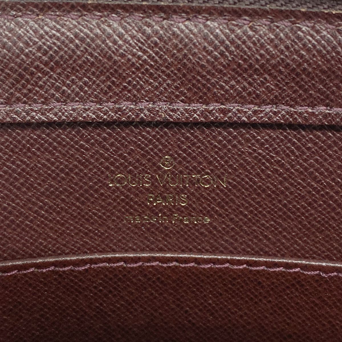 Louis Vuitton Clutch Taiga Baikal Acajou — view 5