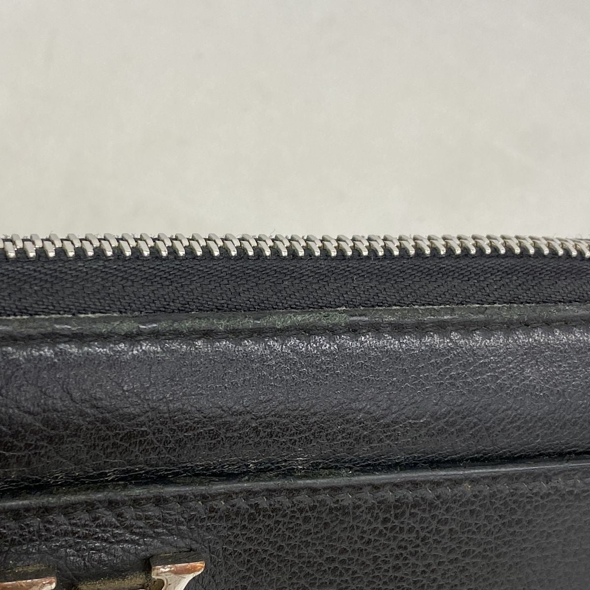 Louis Vuitton Wallet Zippy Lockme Noir — view 6