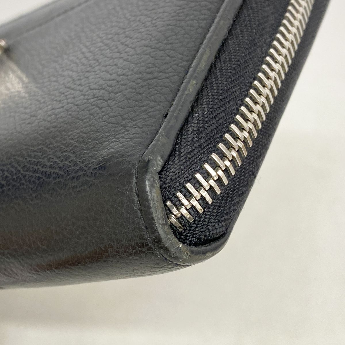 Louis Vuitton Wallet Zippy Lockme Noir — view 5