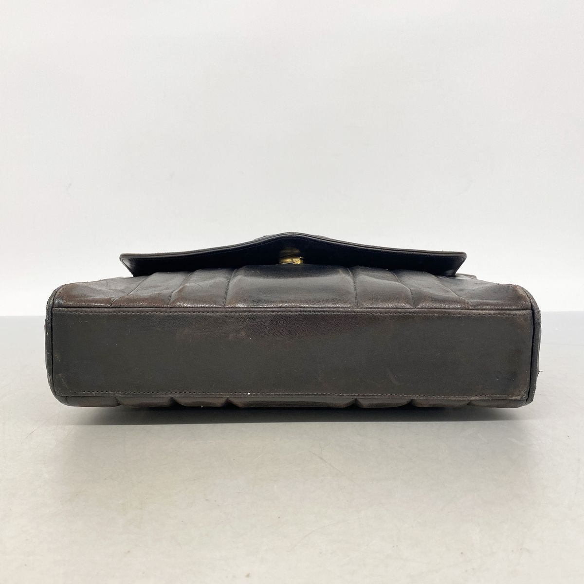 Chanel Shoulder Bag Lambskin Black Gold — view 3
