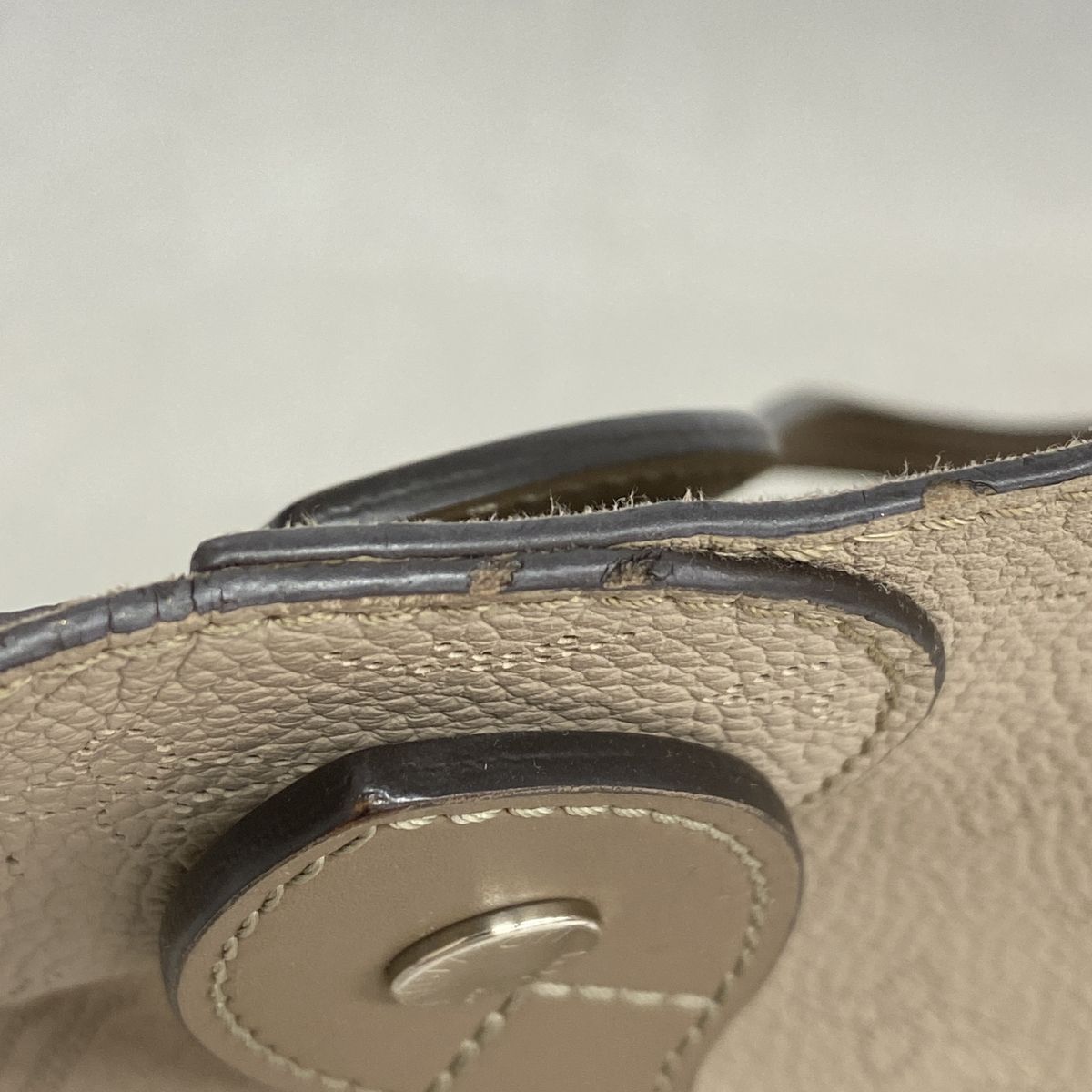 Louis Vuitton Handbag Mahina Hina PM Galet — view 7