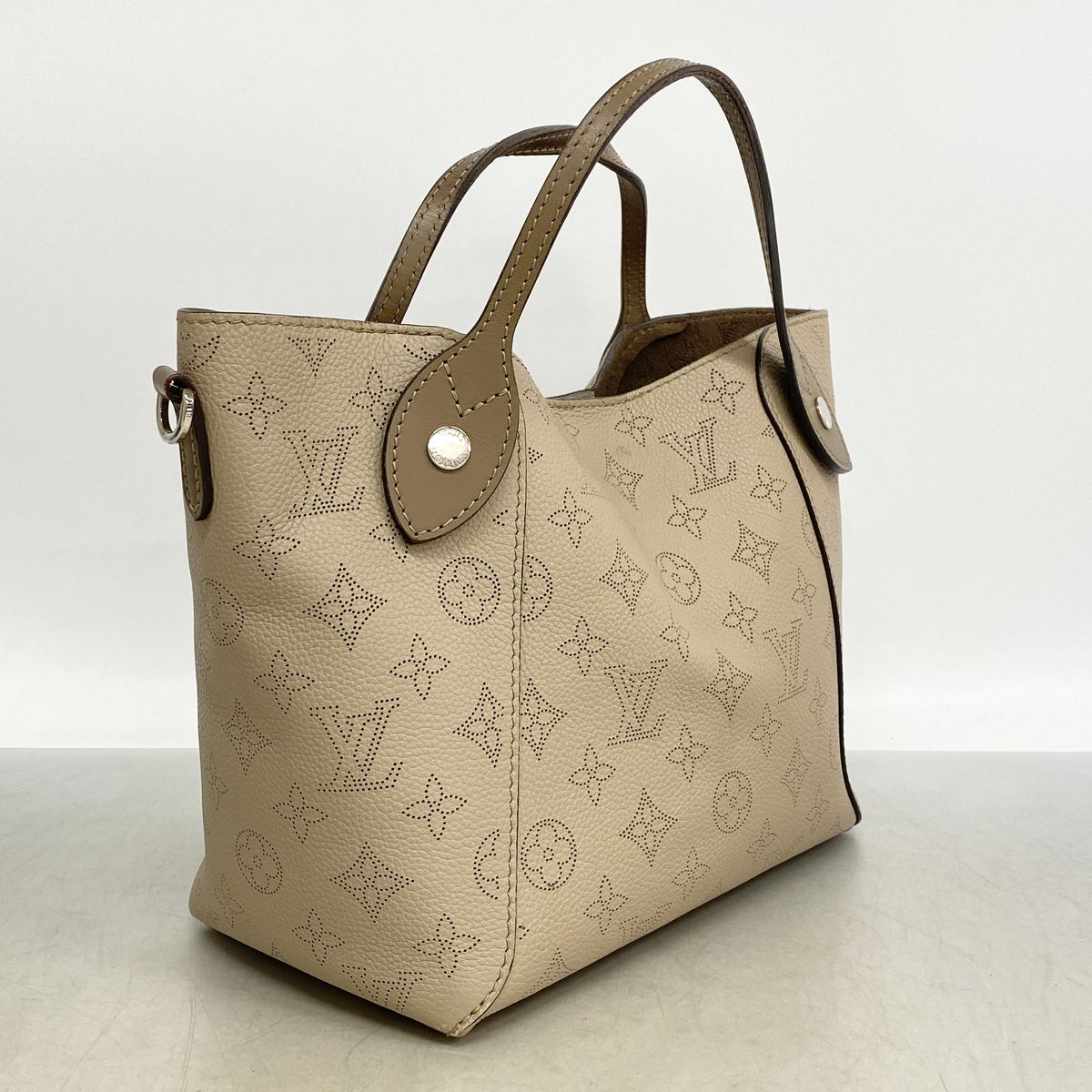 Louis Vuitton Handbag Mahina Hina PM Galet — view 2