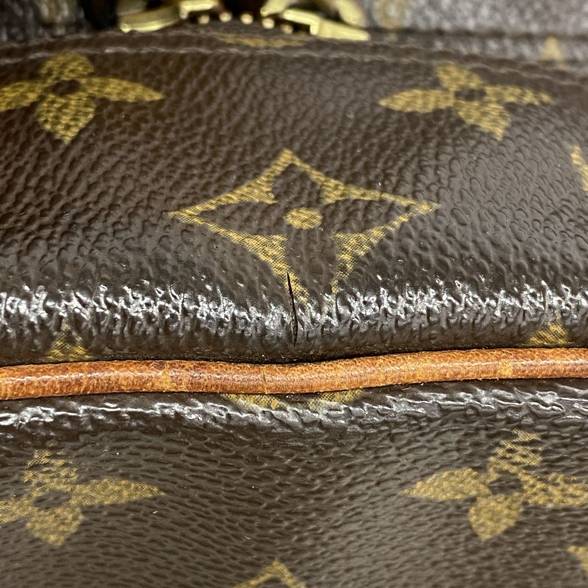 Louis Vuitton Shoulder Bag Monogram Cite GM Brown — view 6