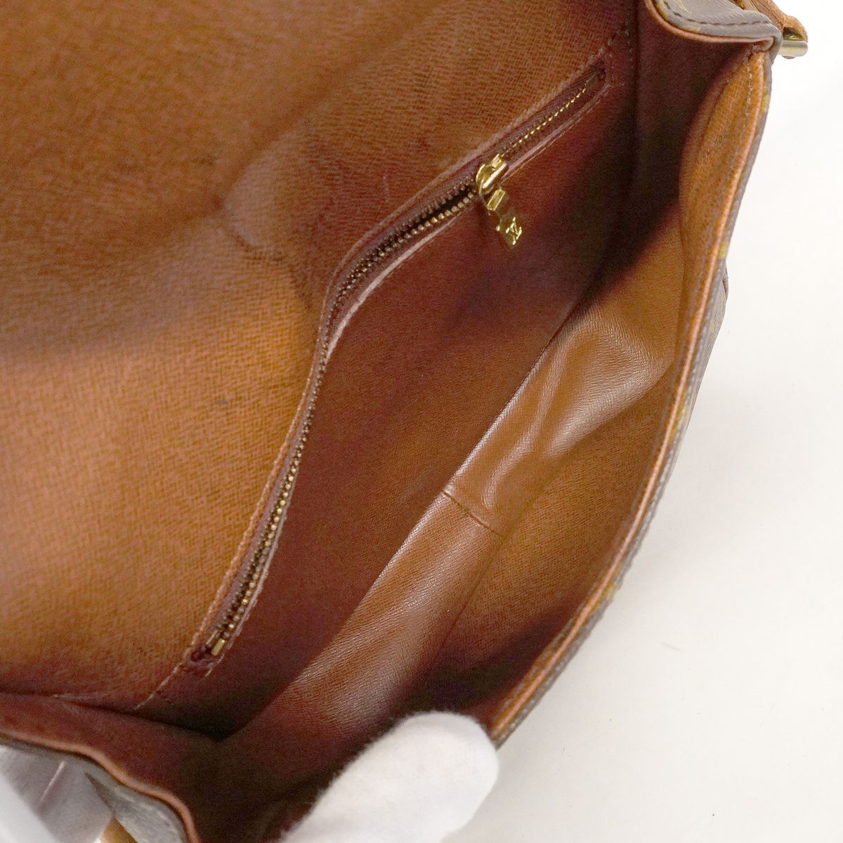 Louis Vuitton Shoulder Bag Monogram Saint-cloud GM Brown — view 4