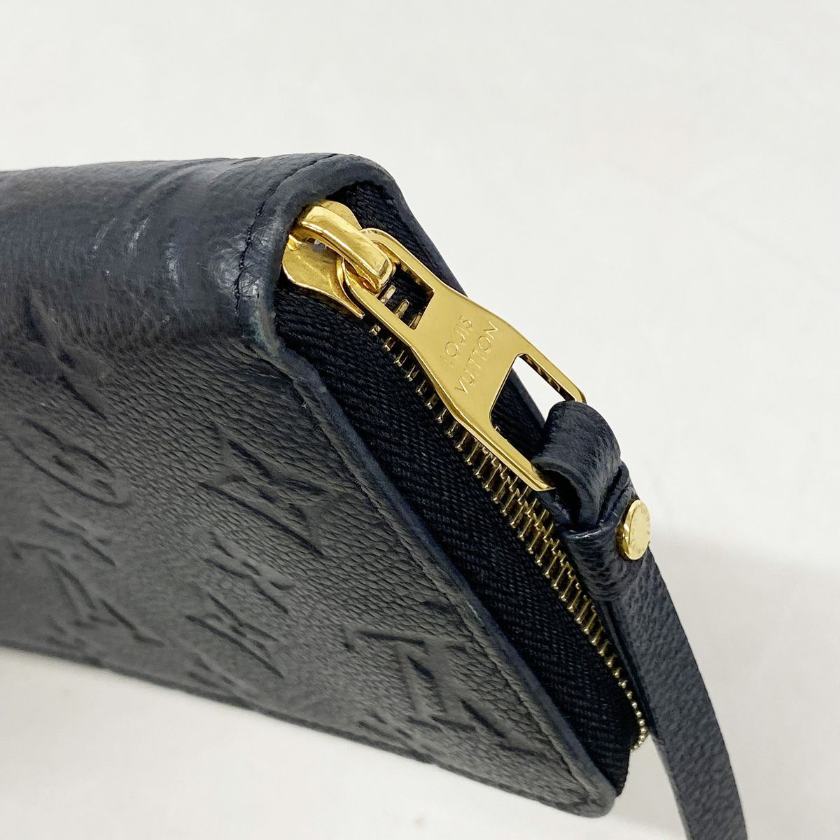 Louis Vuitton Wallet Monogram Empreinte Zippy Noir — view 5
