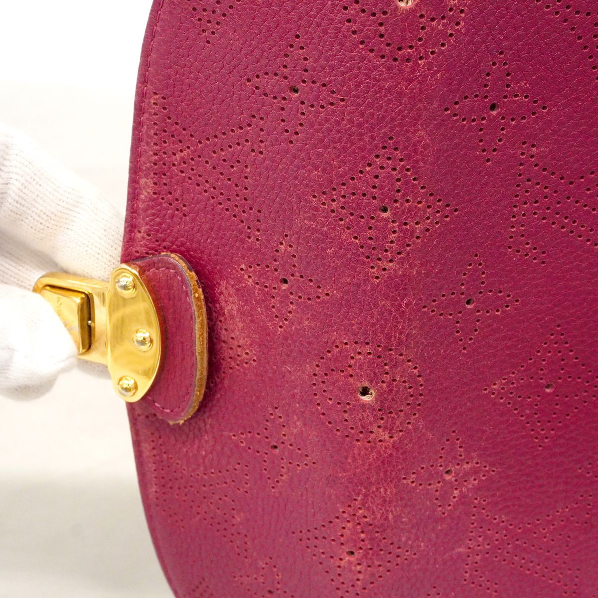 Louis Vuitton Trifold Wallet Mahina Portefeuille Amelia Gourna — view 8