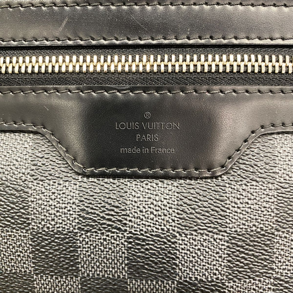 Louis Vuitton Shoulder Bag Damier Graphite Mick MM Black — view 5
