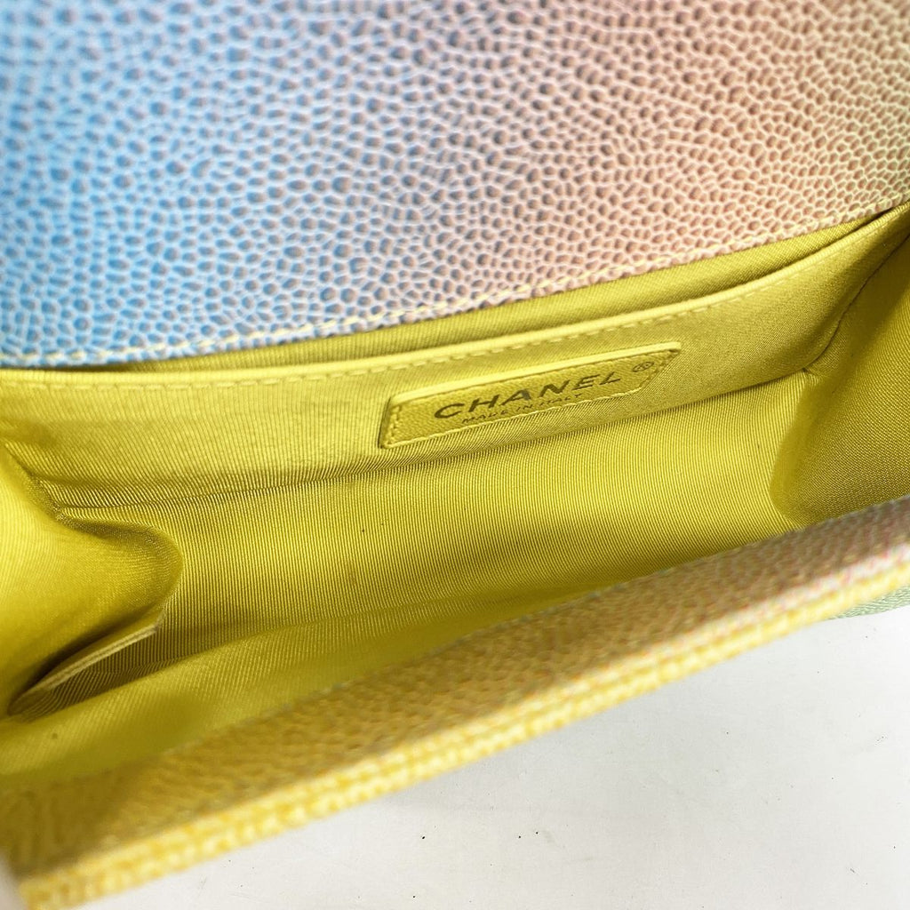 Chanel Shoulder Bag Boy Caviar Leather Multicolor Silver — view 4