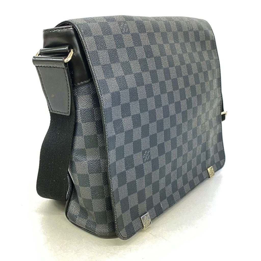 Louis Vuitton Shoulder Bag Damier Graphite District Mmnm Black — view 2