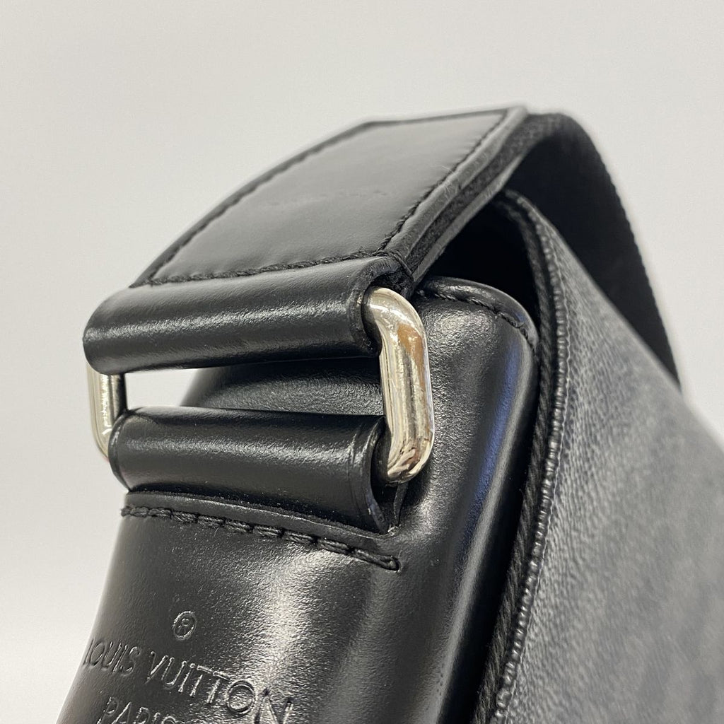 Louis Vuitton Shoulder Bag Damier Graphite District Mmnm Black — view 8
