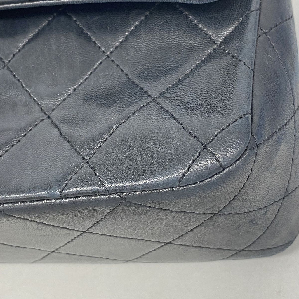 Chanel Shoulder Bag Quilted Lambskin Black Gold — view 8