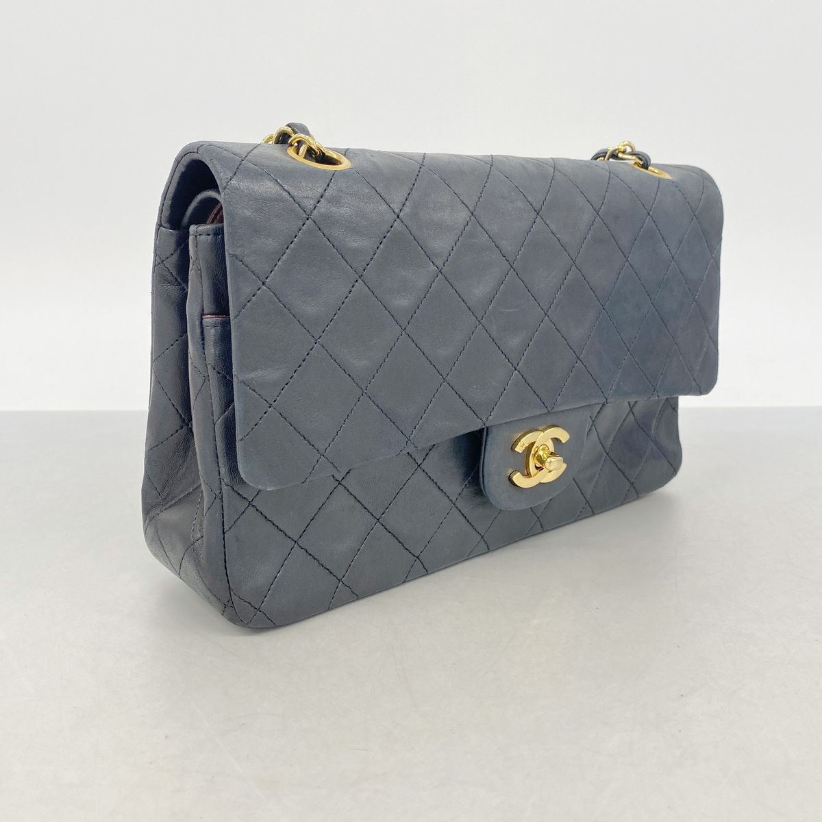 Chanel Shoulder Bag Quilted Lambskin Black Gold — view 2