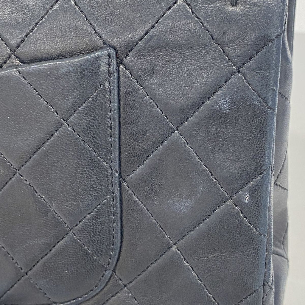 Chanel Shoulder Bag Quilted Lambskin Black Gold — view 6