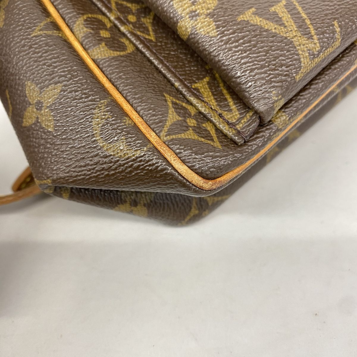 Louis Vuitton Shoulder Bag Monogram Viva Cite PM Brown — view 6