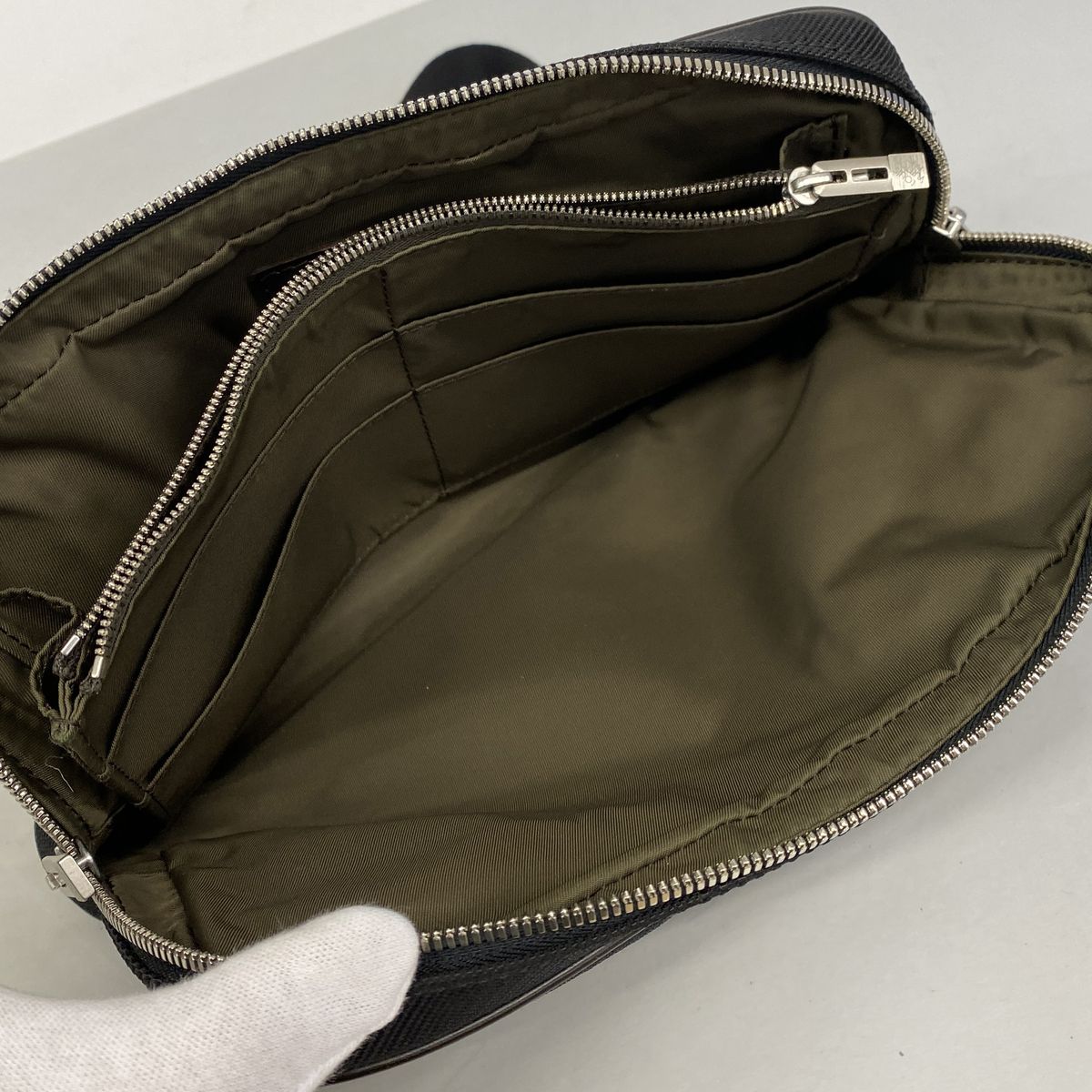 Louis Vuitton Waist Bag Damier Jean Acrobat Noir — view 4