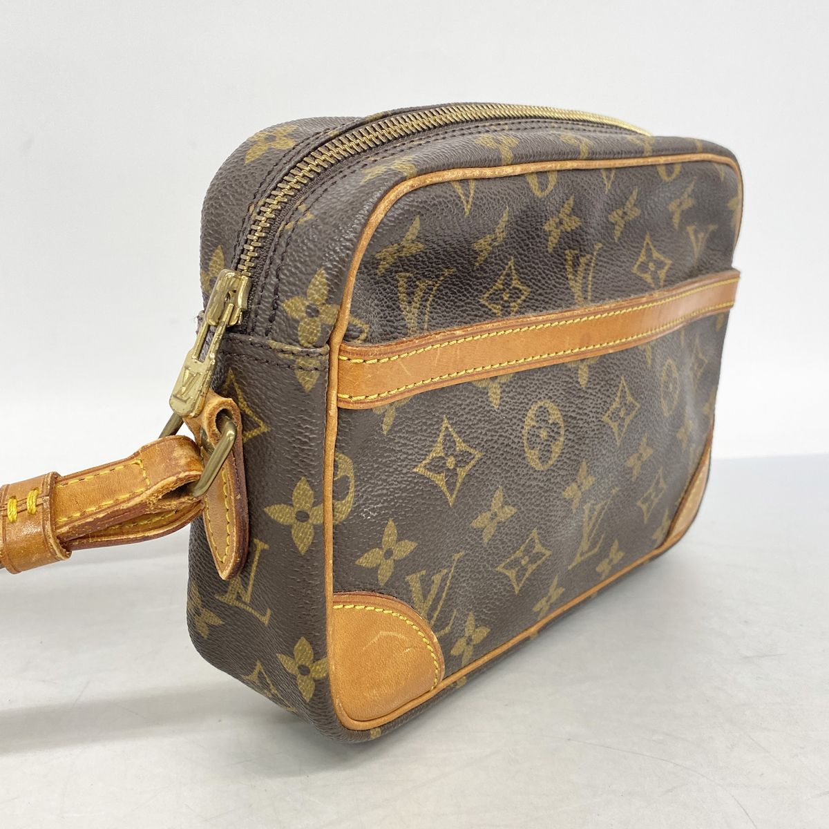 Louis Vuitton Shoulder Bag Monogram Trocadero 24 Brown — view 2