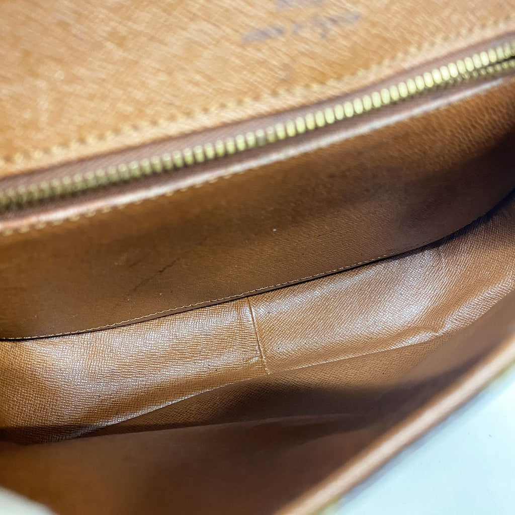Louis Vuitton Shoulder Bag Monogram Saint-Cloud GM Brown — view 4