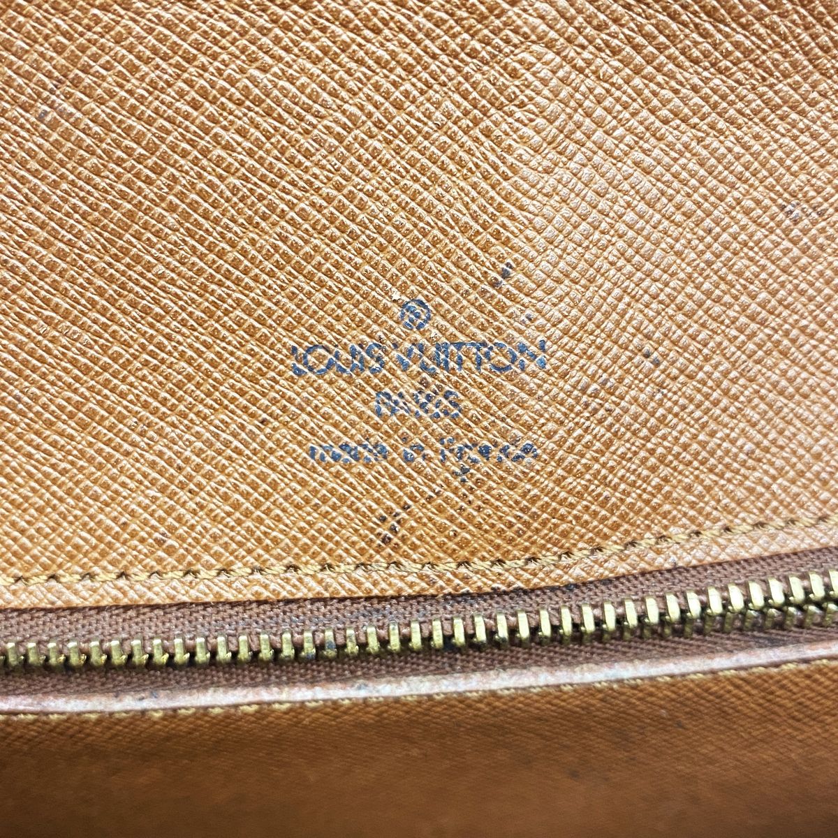Louis Vuitton Shoulder Bag Monogram Saint-Cloud GM Brown — view 5