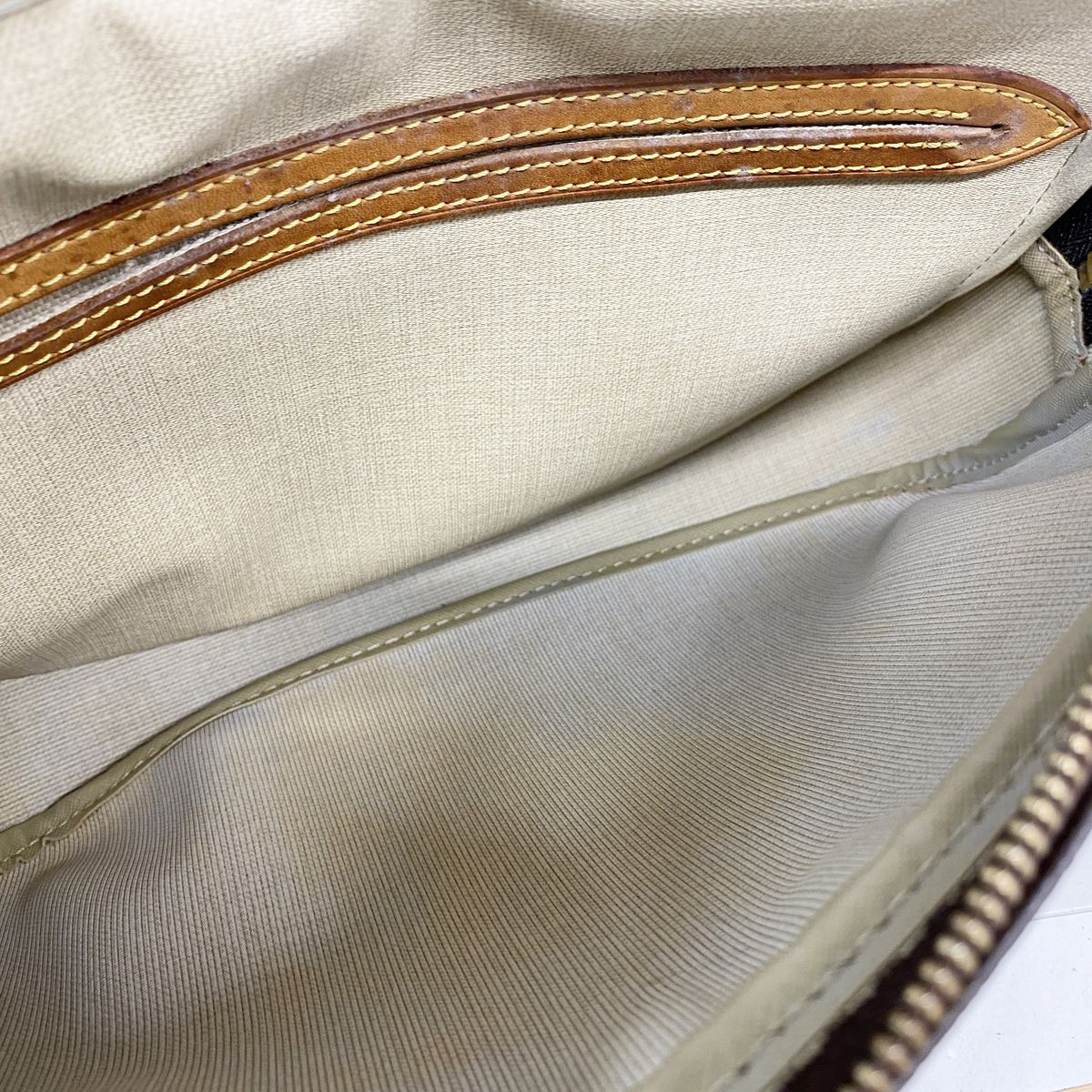 Louis Vuitton Shoulder Bag Monogram Reporter PM Brown — view 4