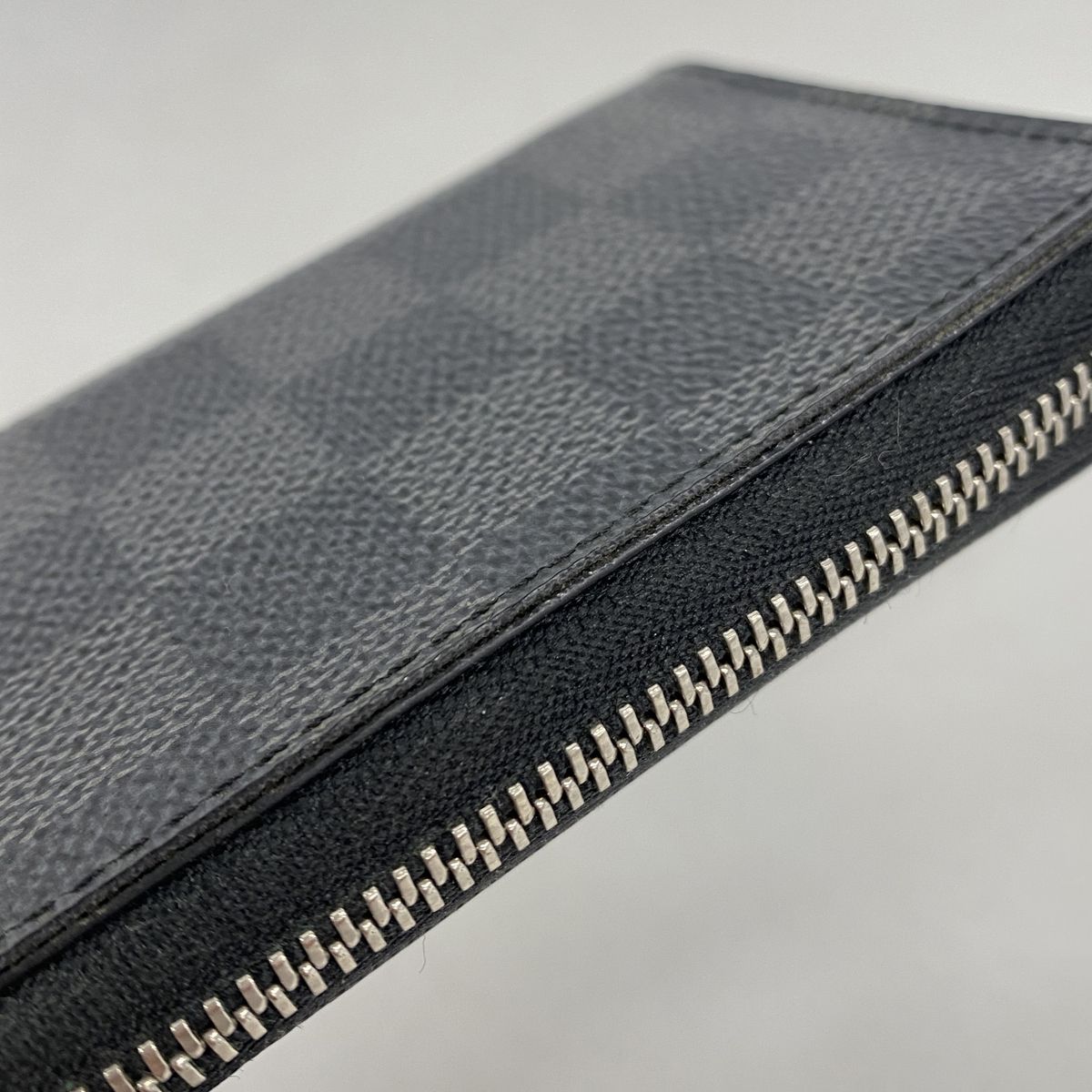 Louis Vuitton Damier Graphite Zippy Coin Purse Black — view 7