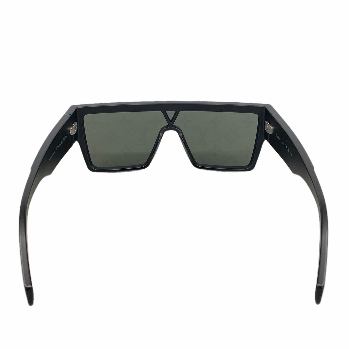 Louis Vuitton Sunglasses LV Waimea L Black Eyewear — view 7