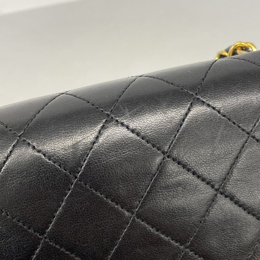 Chanel Shoulder Bag Quilted Lambskin Black Gold — view 6