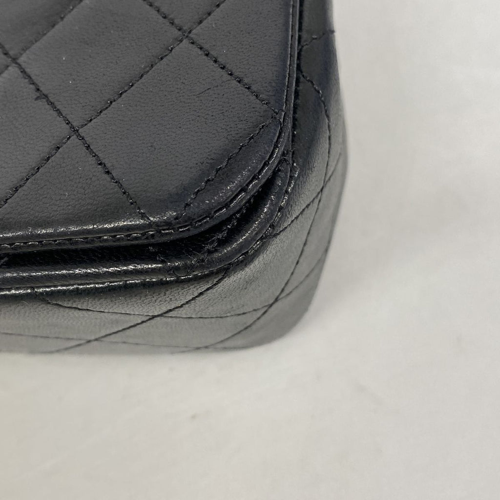 Chanel Shoulder Bag Quilted Lambskin Black Gold — view 8